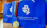 Ректорът на ТУ – Варна награди медалистите от националните студентски състезания по шахмат и компютърна математика